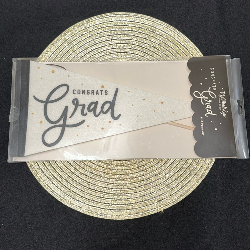 Congrats‎ Grad felt pennant party supplies decorations
